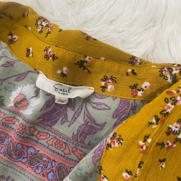 Easel Floral Dress with Mustard and Lavender - Picture 4 of 9